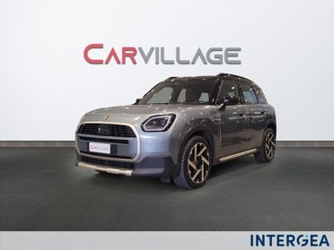 MINI Mini Countryman 2.0 48V D Favoured auto