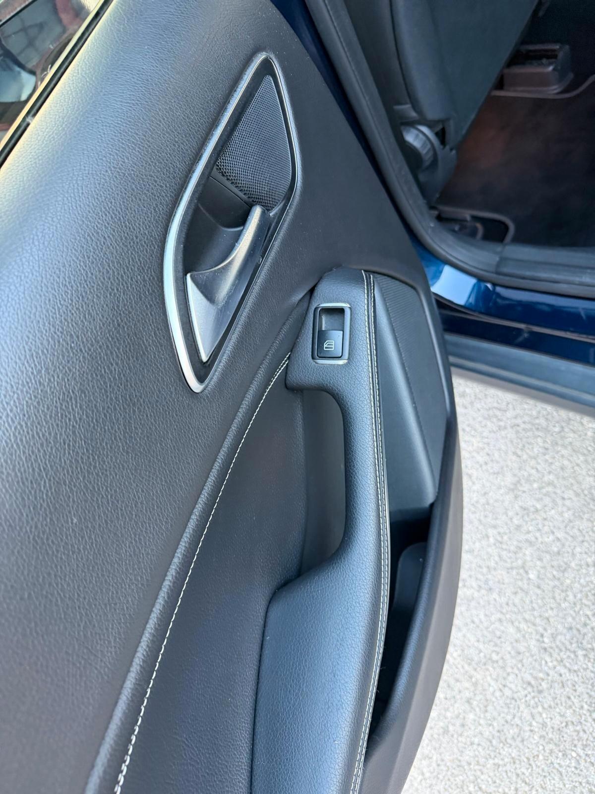 Mercedes-benz GLA 220 200 d Automatic Premium