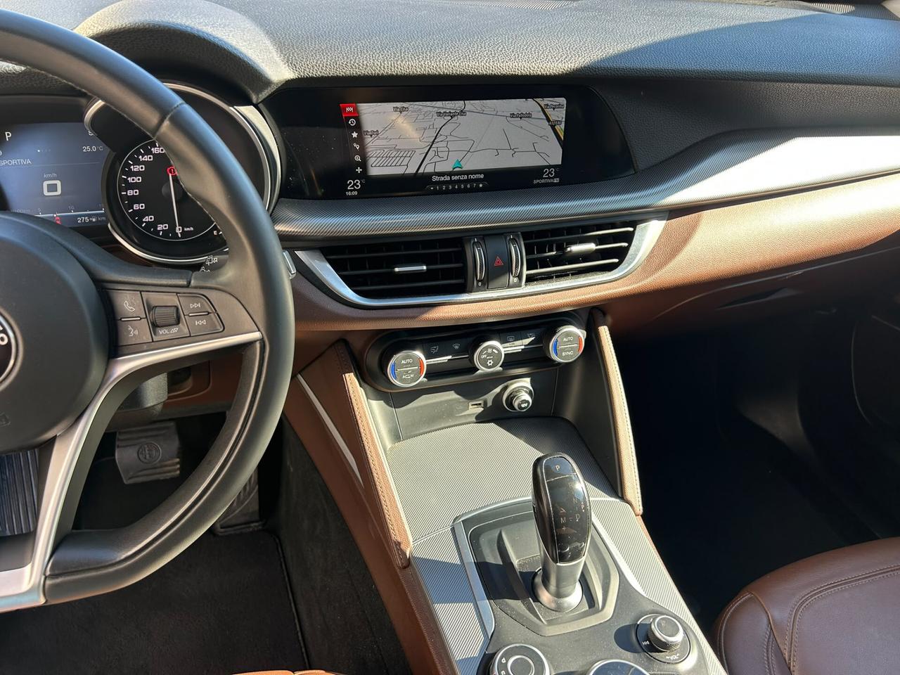 Alfa Romeo Stelvio 2.2 Turbodiesel 210 CV AT8 Q4 Super