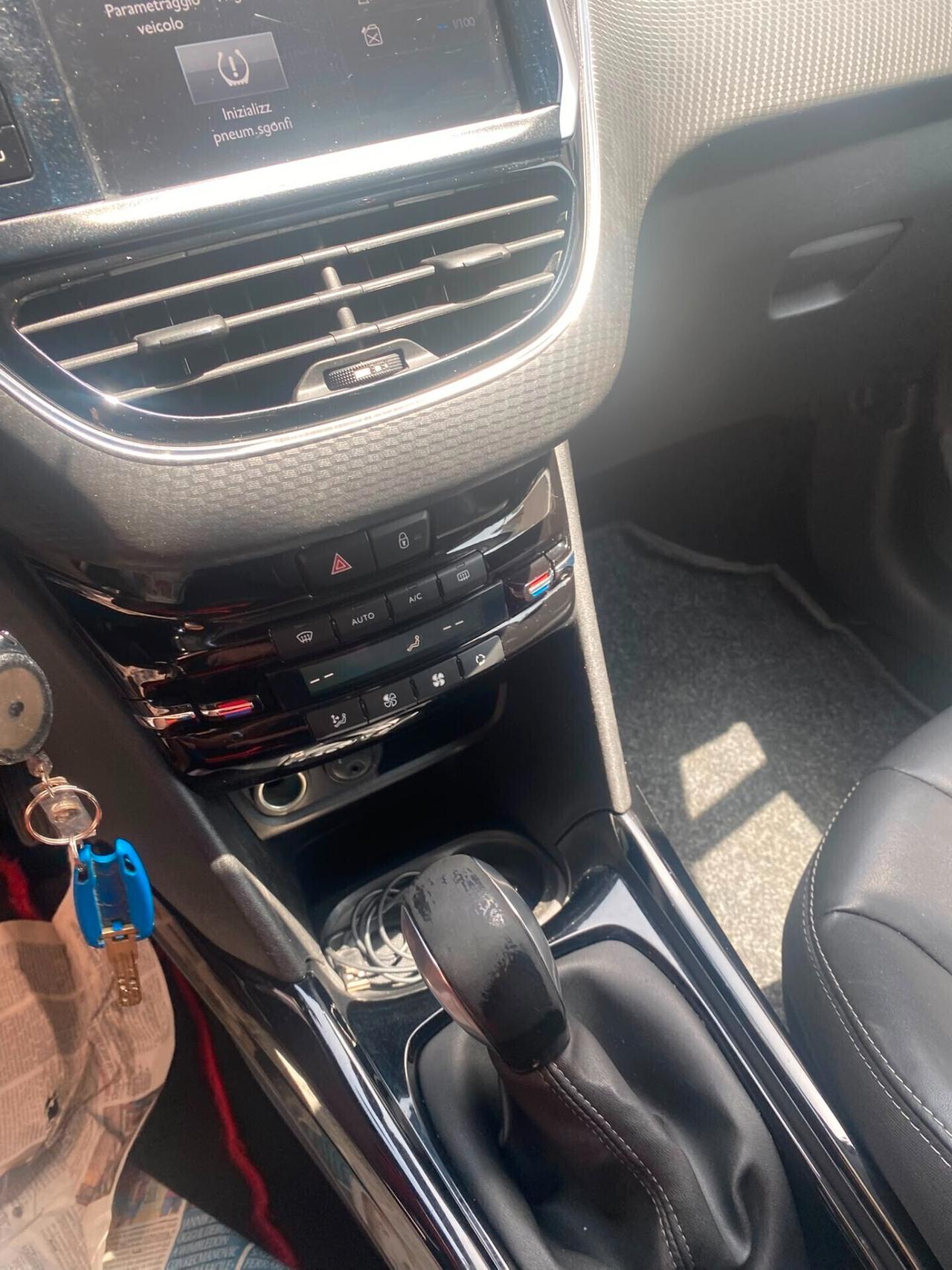 Peugeot 2008 BlueHDi 100 S&S Allure