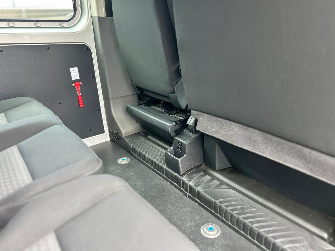 FORD Transit Custom 320 2.0 tdci 130cv Trend combi L2H1 E6.2