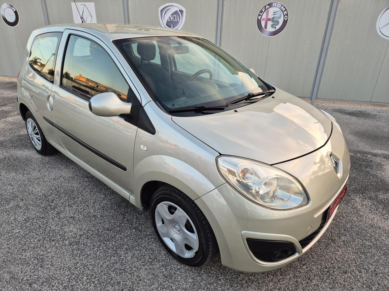Renault TWINGO RESTAYLING 1.2 8V Dynamique NUOVA FULL