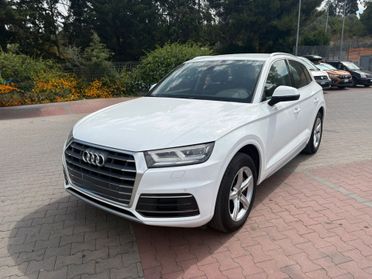 Audi Q5 2.0 TDI 150 CV Business Sport