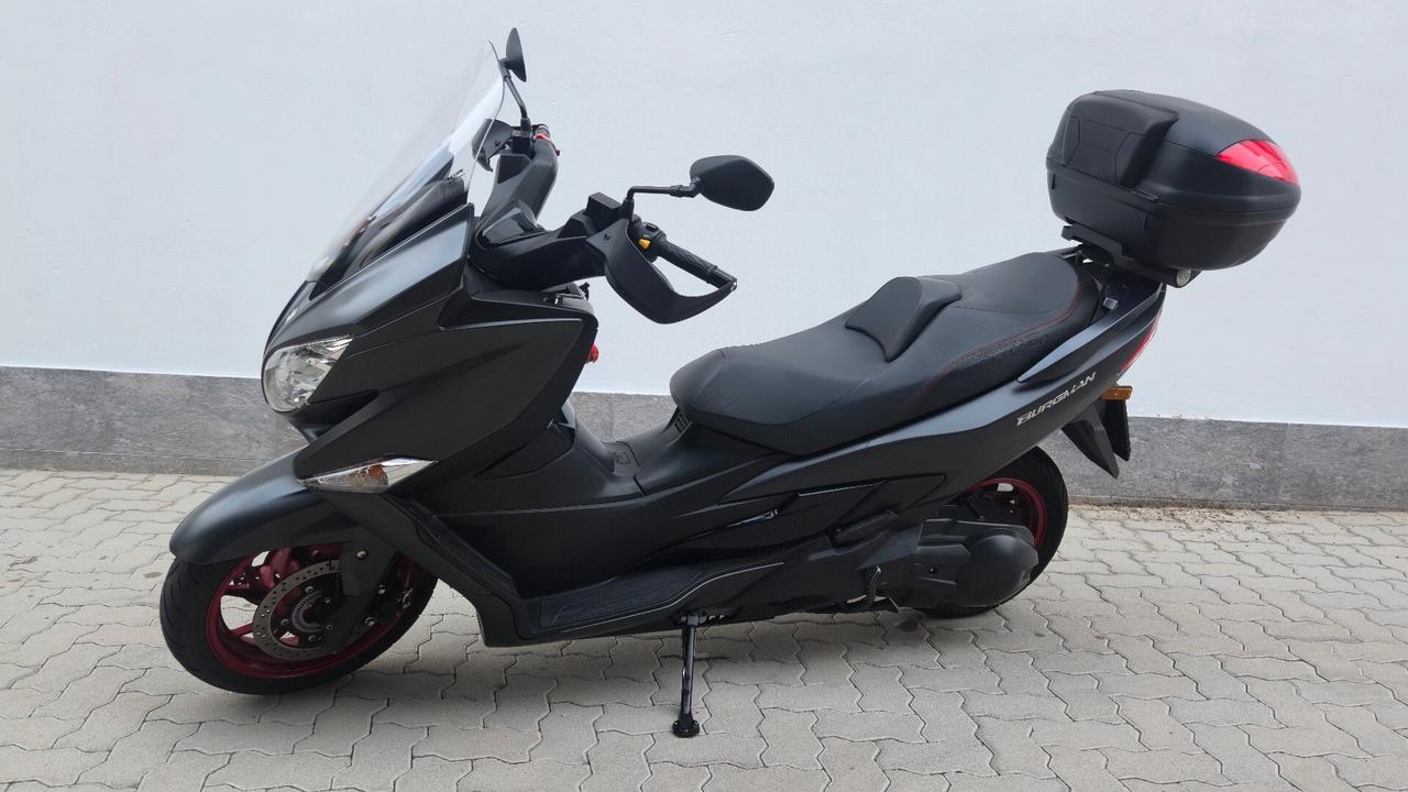 Suzuki AN Burgman 400 ABS