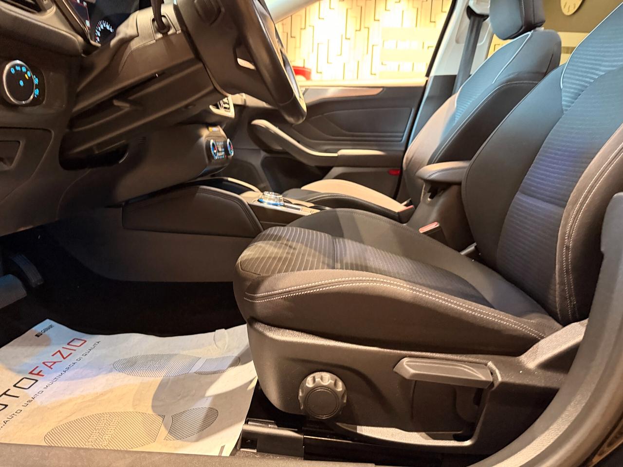 Ford Focus 1.5 EcoBlue 120 CV automatico SW Business Co-Pilot