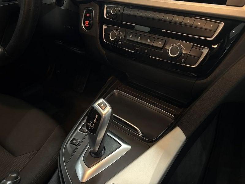 BMW Serie 3 Touring 318d Touring Business Advantage auto