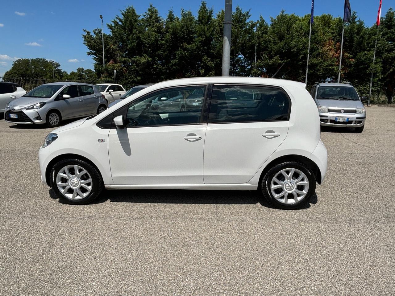 Volkswagen up! 1.0 5p. eco move BlueMotion Technology - 2016