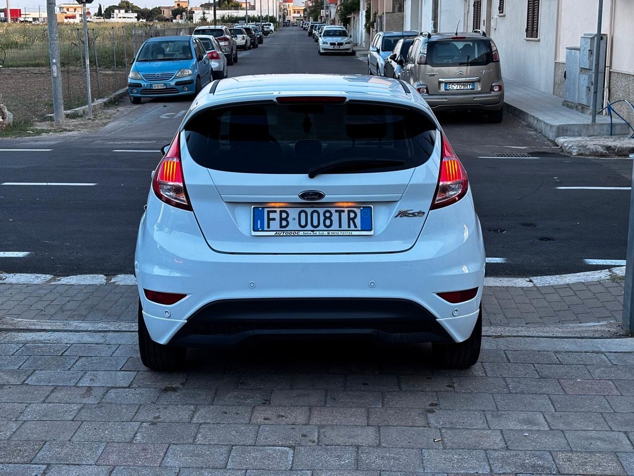 Ford Fiesta 1.5 TDCi 75CV 5p ST-Line - 2017