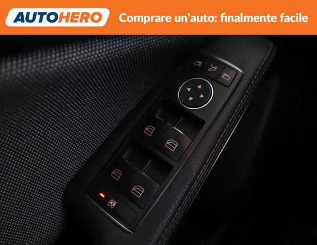 MERCEDES-BENZ GLA 180 d Business