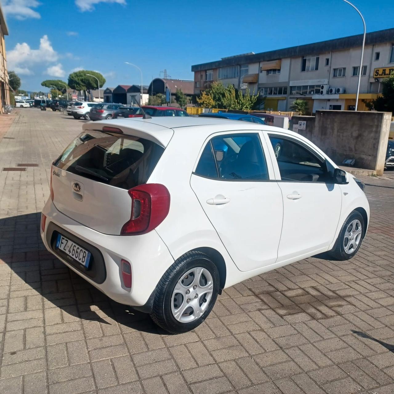 58.968KM COME NUOVA PICANTO 1.0 PER NEOPATENTATI