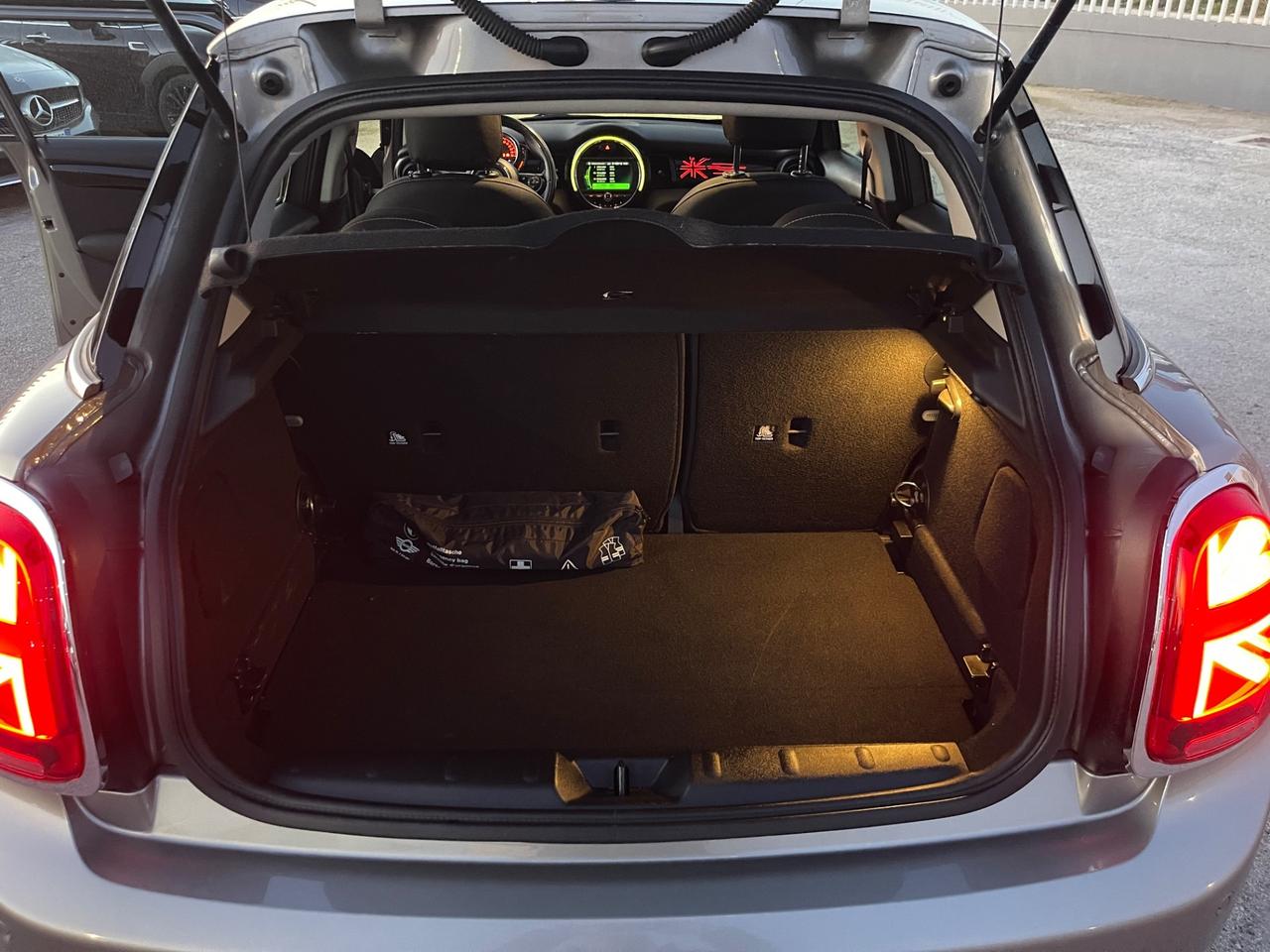 MINI 1.5 D 5 porte 95CV BAKER STREET FUL LED MY20