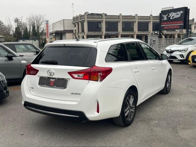 Toyota Auris Touring Sports 1.4 D-4D Lounge