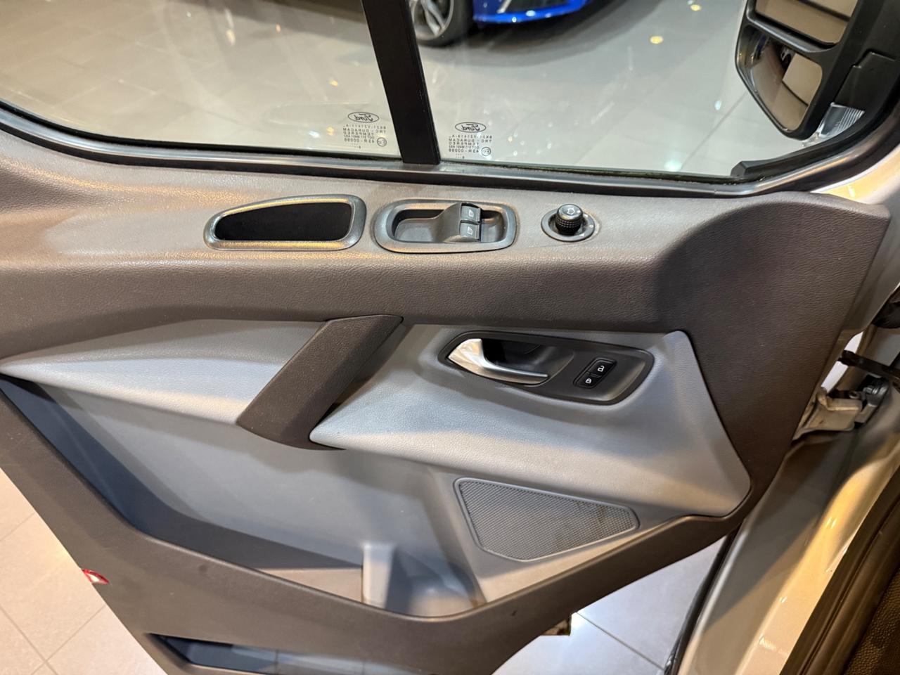 Ford Transit 2.0 tdci 130cv trend 9 POSTI !!