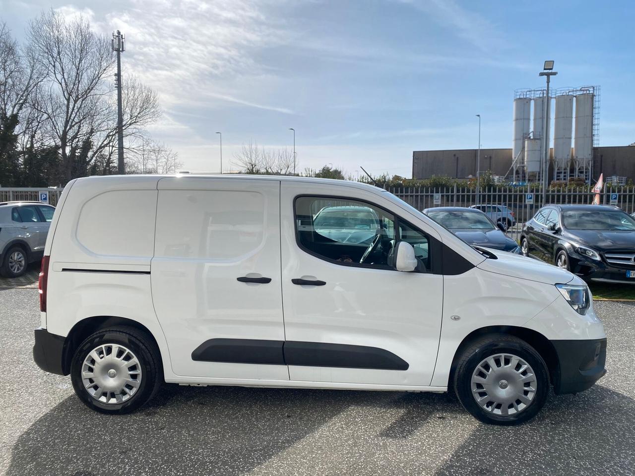OPEL COMBO