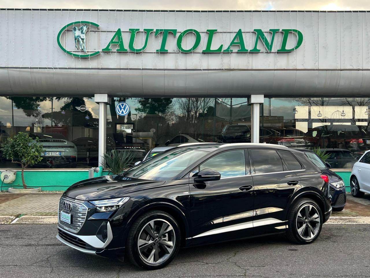Audi Q4 e-tron 45 S line edition quattro 286cv