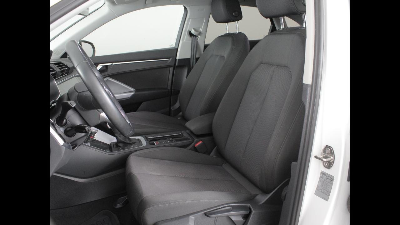 AUDI Q3 I 2019 Sportback - Q3 Sportback 45 1.4 tfsi e Business Plus s-tronic