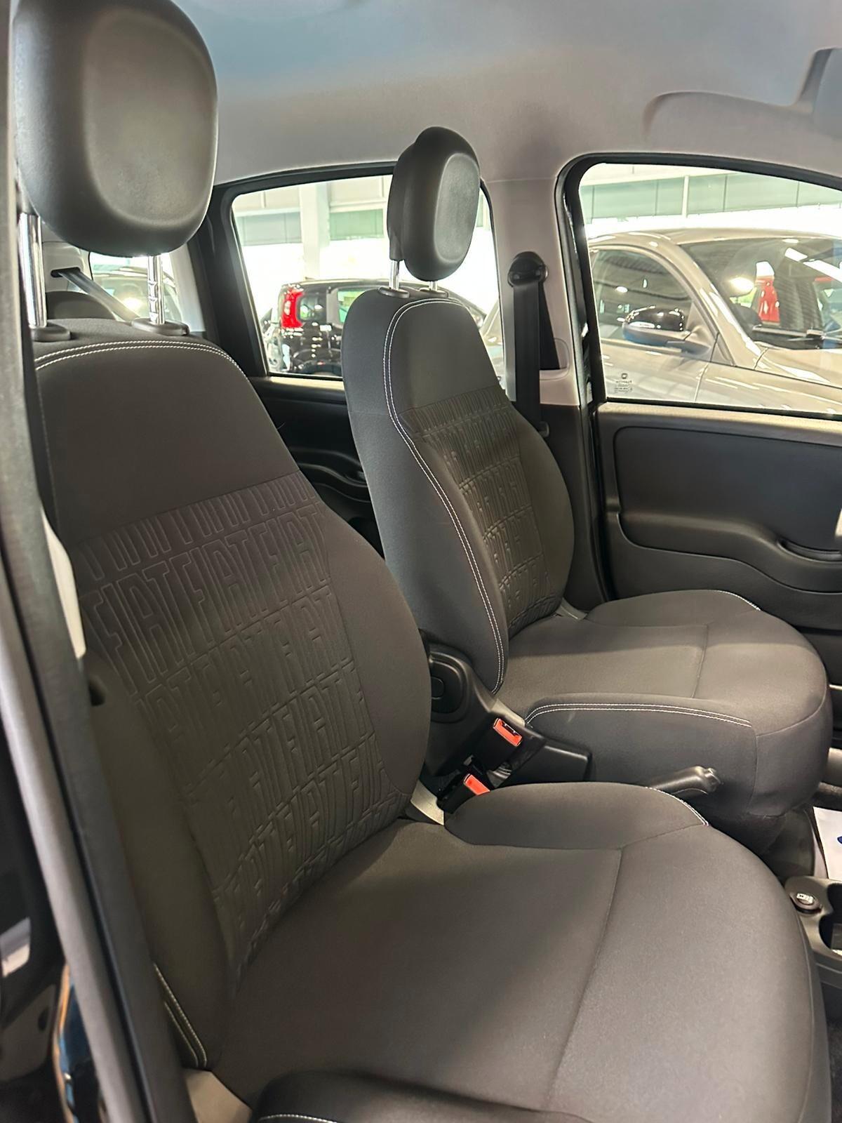 Fiat Panda 1.0 Hybrid 2024 km aziendale full optional