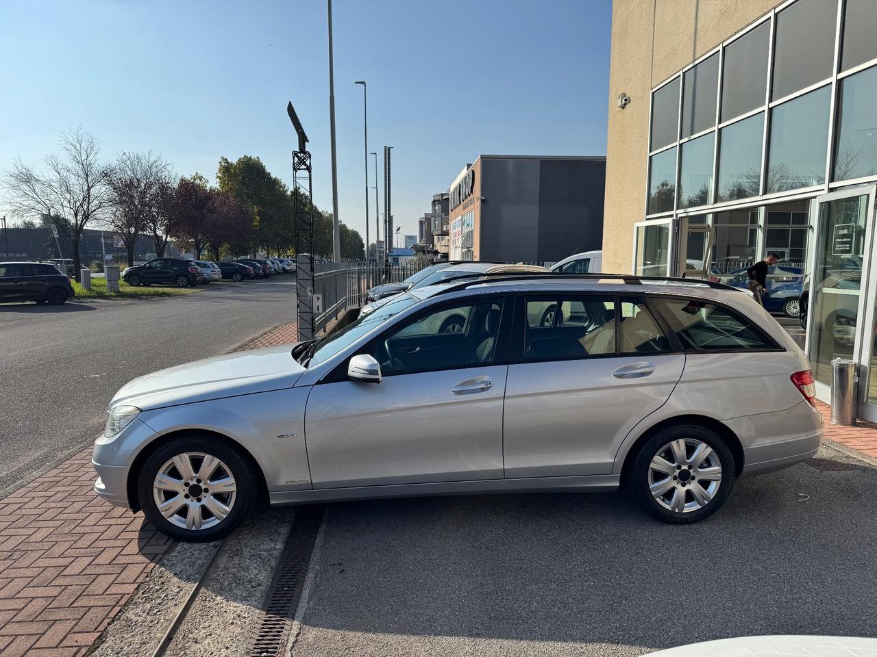 Mercedes-benz C 250 CDI BlueEFFICIENCY Avantgarde