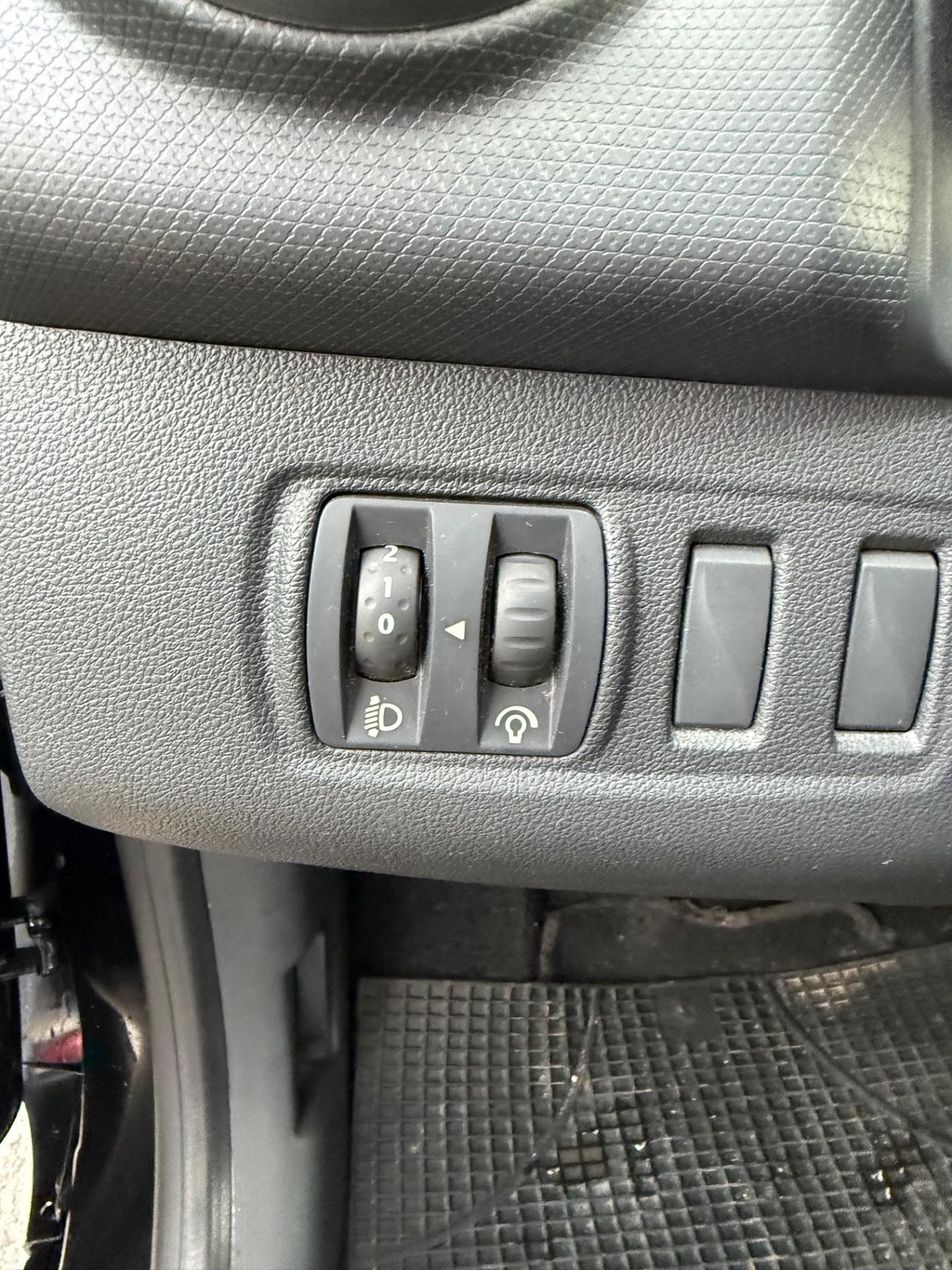 Renault Clio 1.2 75CV GPL 5 porte Van