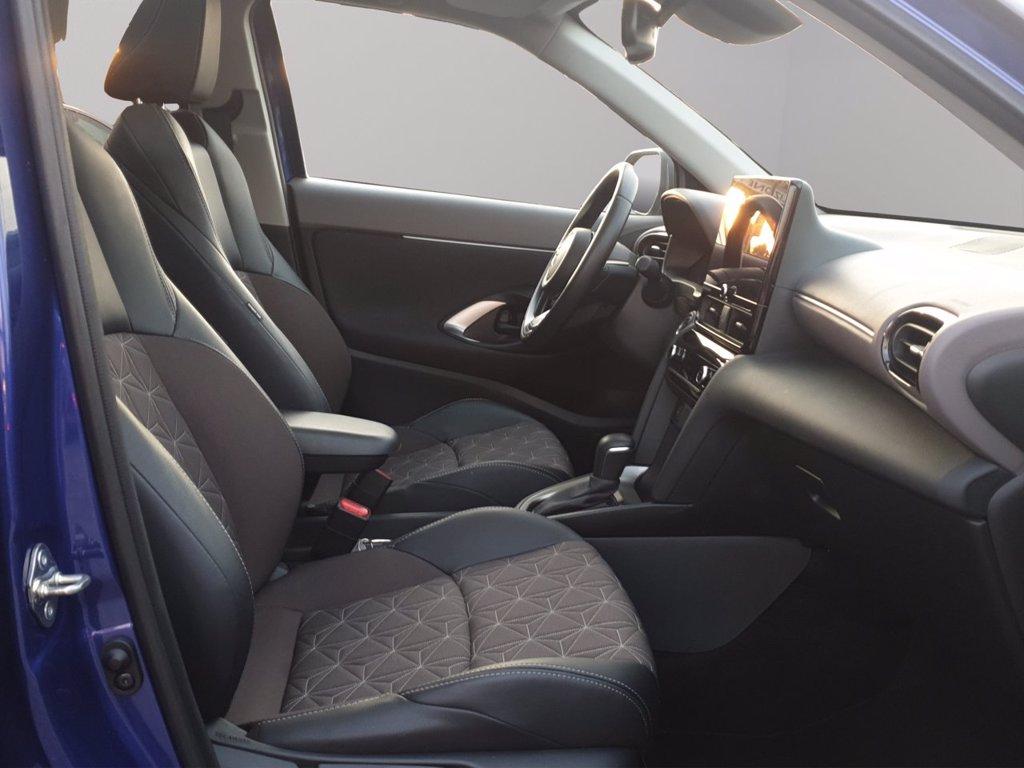 TOYOTA Yaris cross 1.5h lounge fwd 130cv e-cvt del 2024