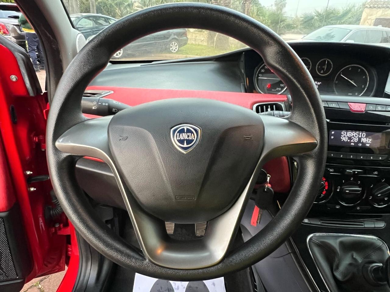 Lancia Ypsilon 1.3 MJT 16V 95 CV 5 porte S&S