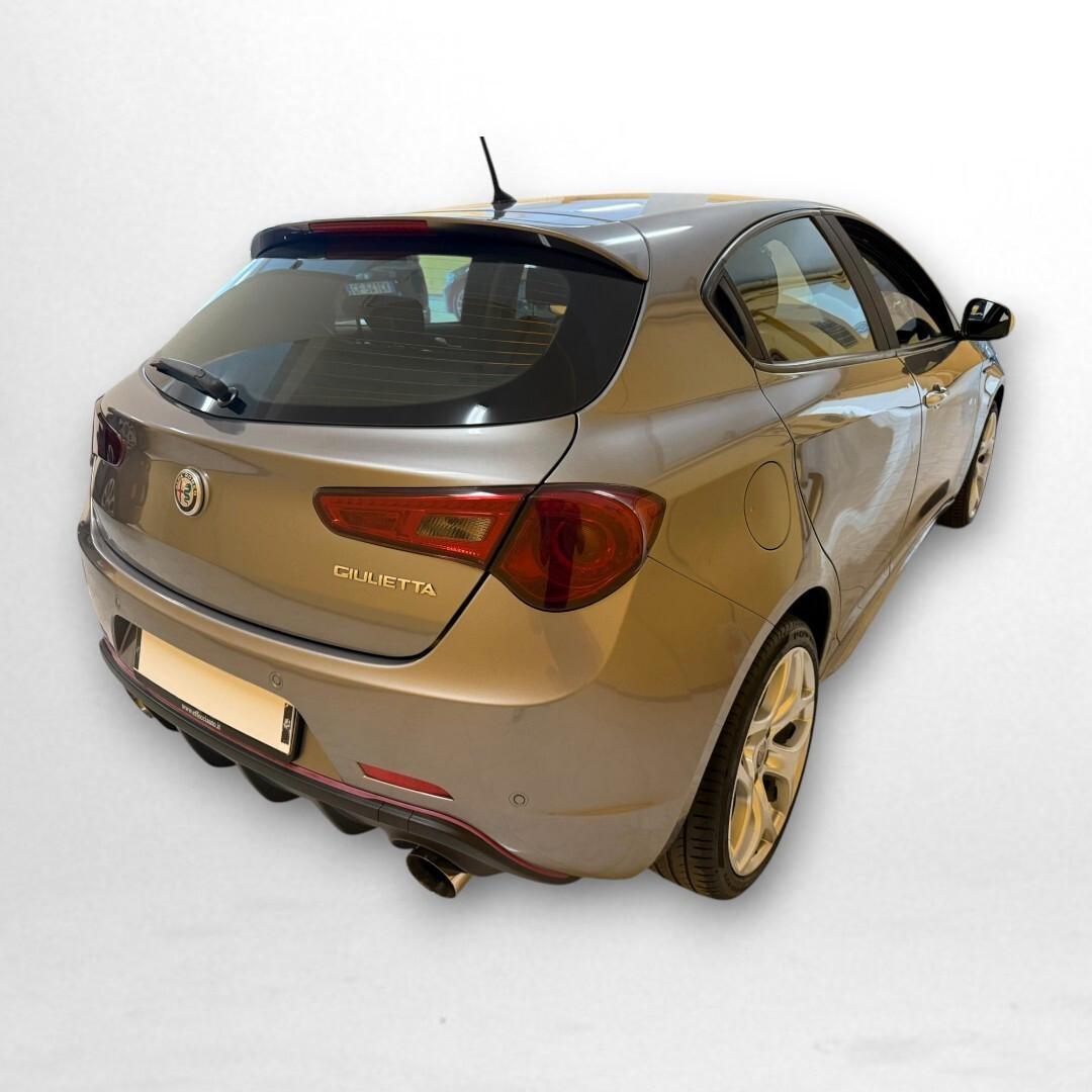 Alfa Romeo Giulietta 1.6 JTDM 120CV Super – Cerchi da 18'' – Doppio scarico