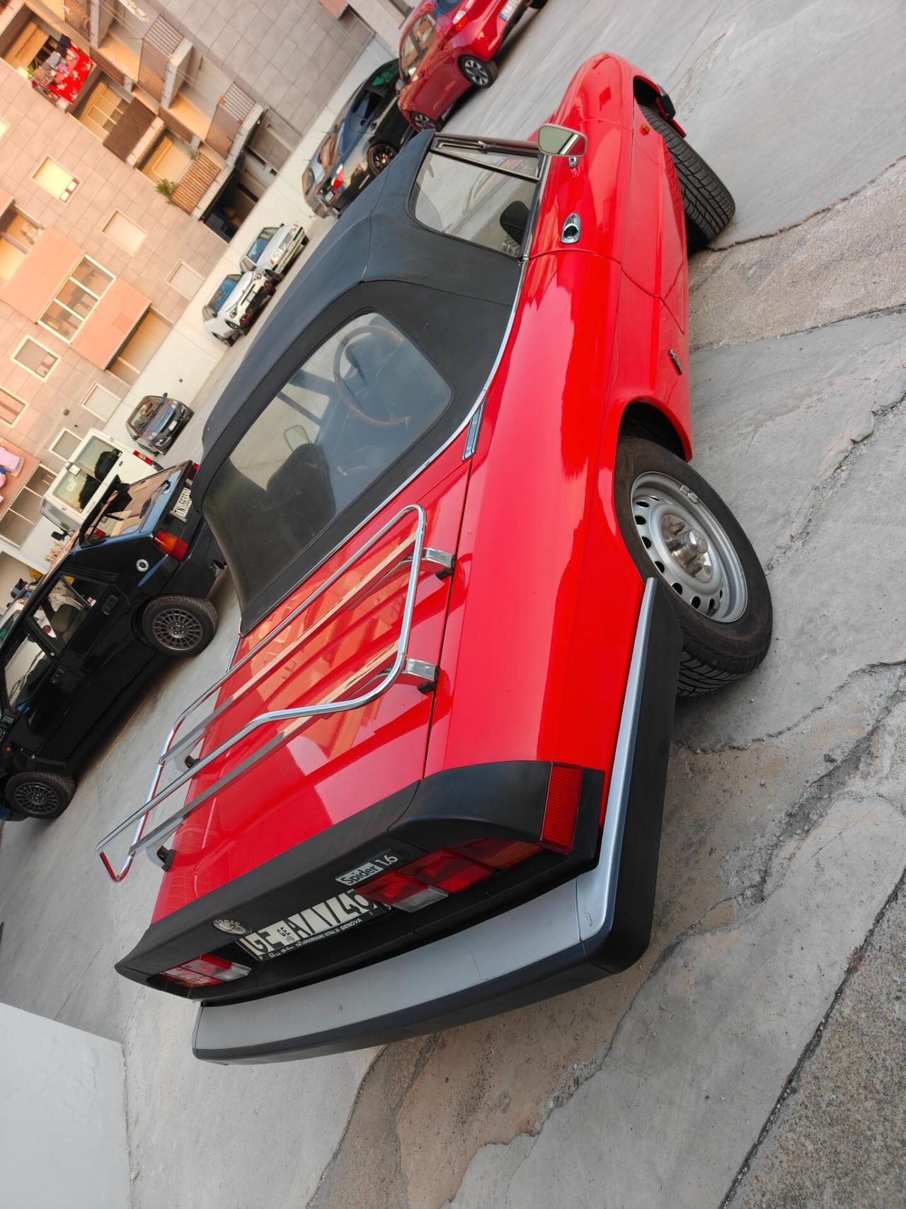 Alfa Romeo Spider Duetto 1.6