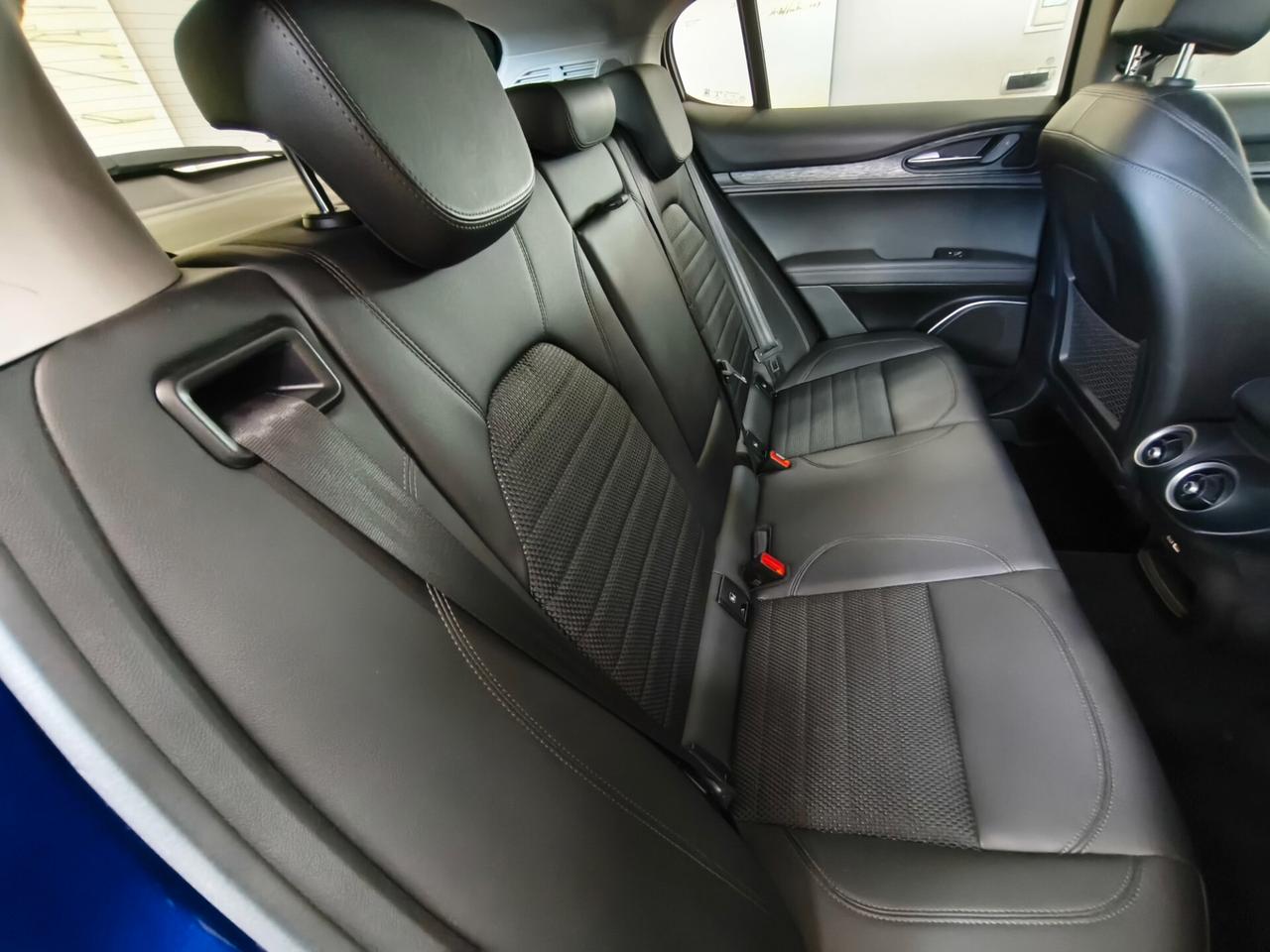 Alfa Romeo Stelvio 2.2 Turbodiesel 190 CV AT8 RWD Executive