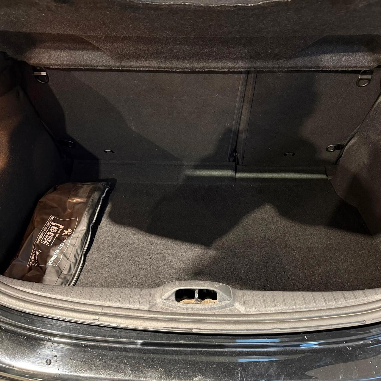 Peugeot 208 1.2 BENZINA EURO 6 Allure