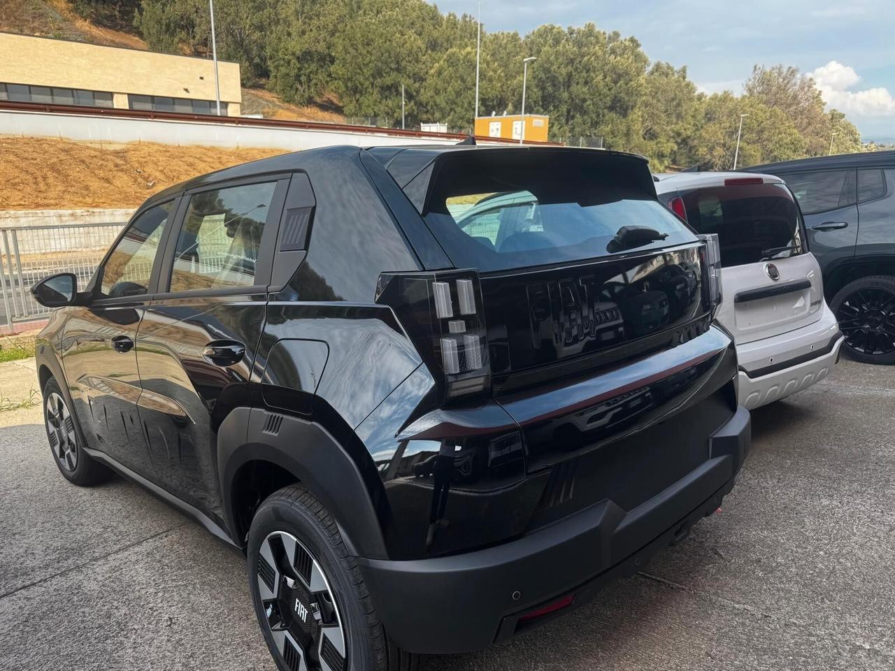 Fiat Grande Panda NUOVA 1.2 Benzina 100CV ICON - Pronta Consegna con Pack Tech