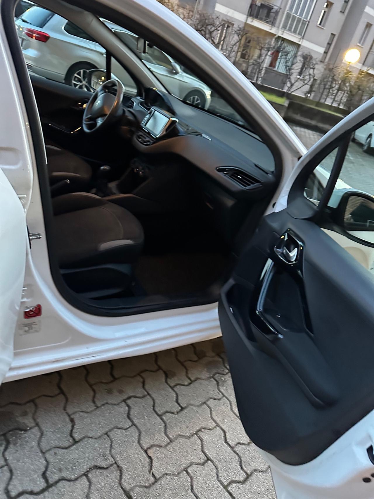 Peugeot 208 BlueHDi 75 5 porte Active