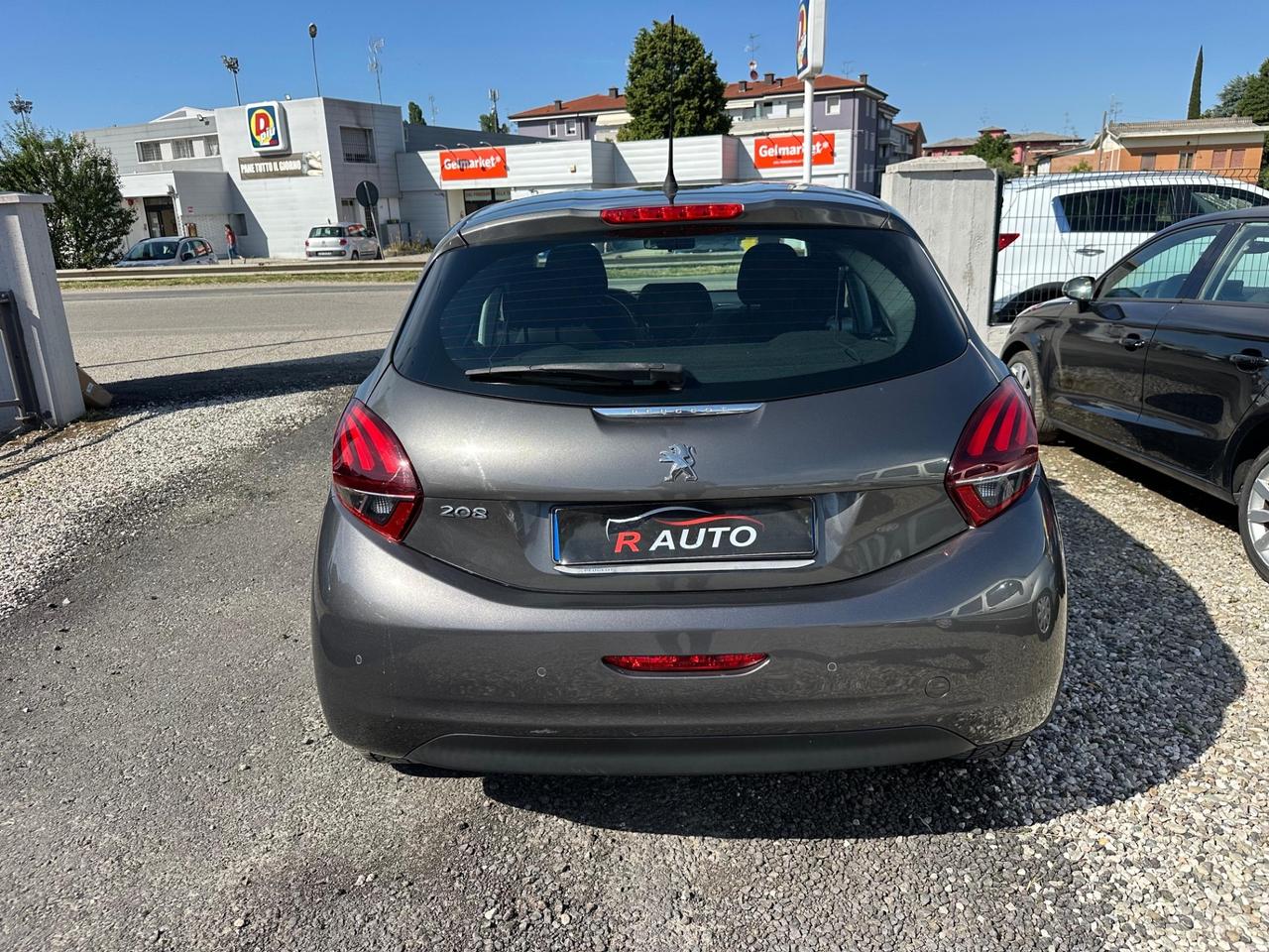 Peugeot 208 PureTech 82 5p. GPL Allure neopatentati