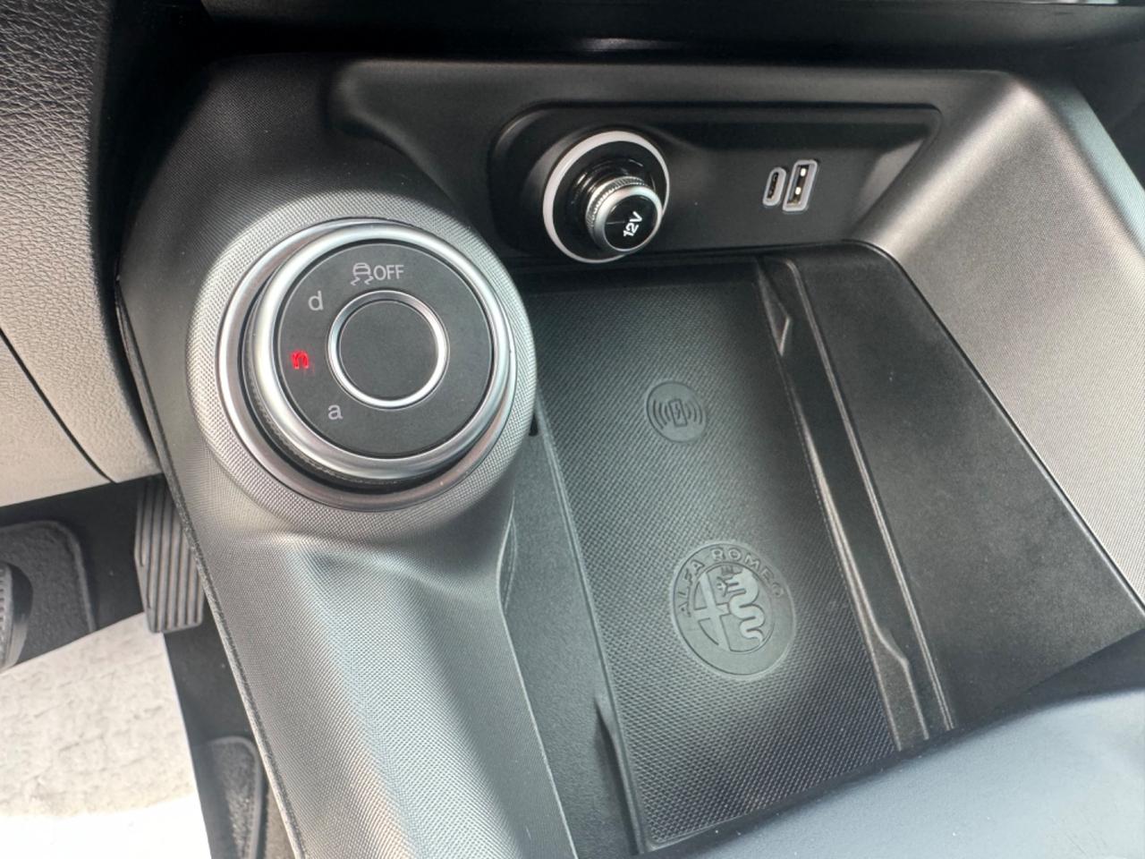 Alfa Romeo Tonale 1.6 diesel 130 CV TCT6 Ti