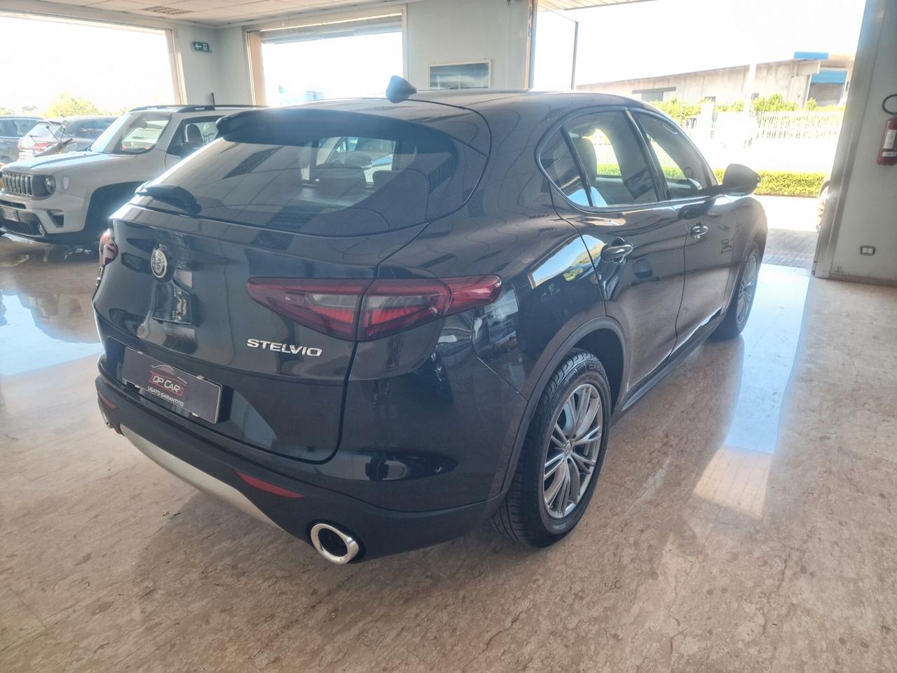 Alfa Romeo Stelvio 190 CV Q4