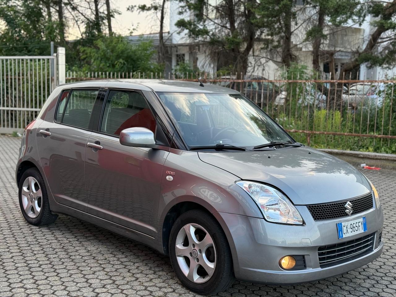 Suzuki Swift 1.3 DDiS 5p. GLX