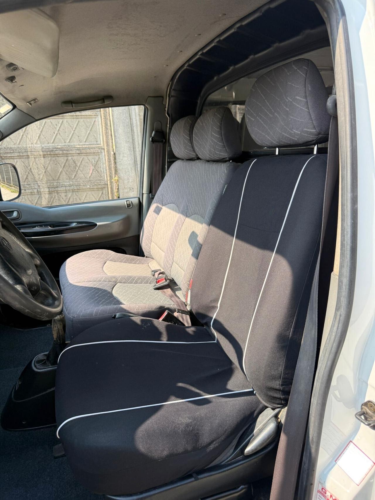 Hyundai H-1 2.5 CRDI 3 posti Van Style