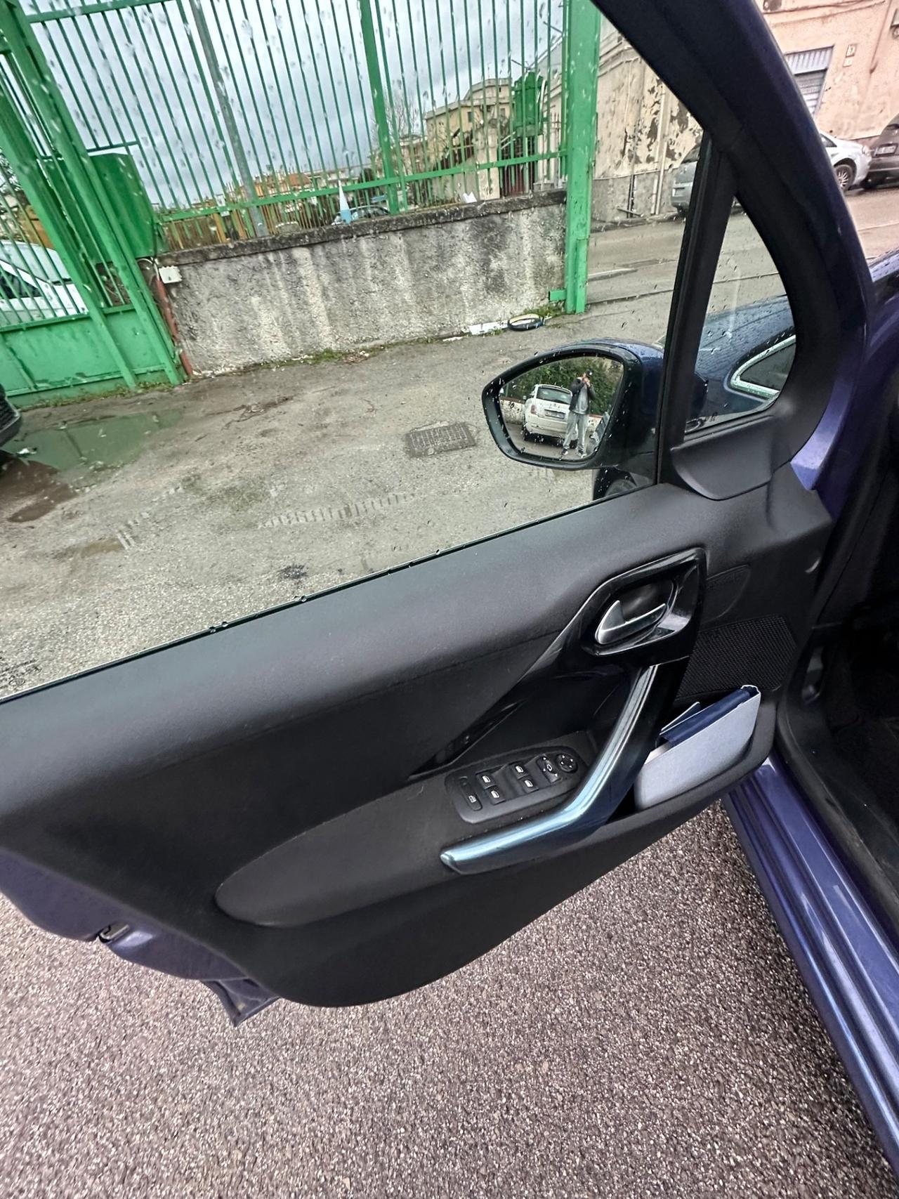 Peugeot 208 1.6 e-HDi 92 CV Stop&Start 5 porte Allure