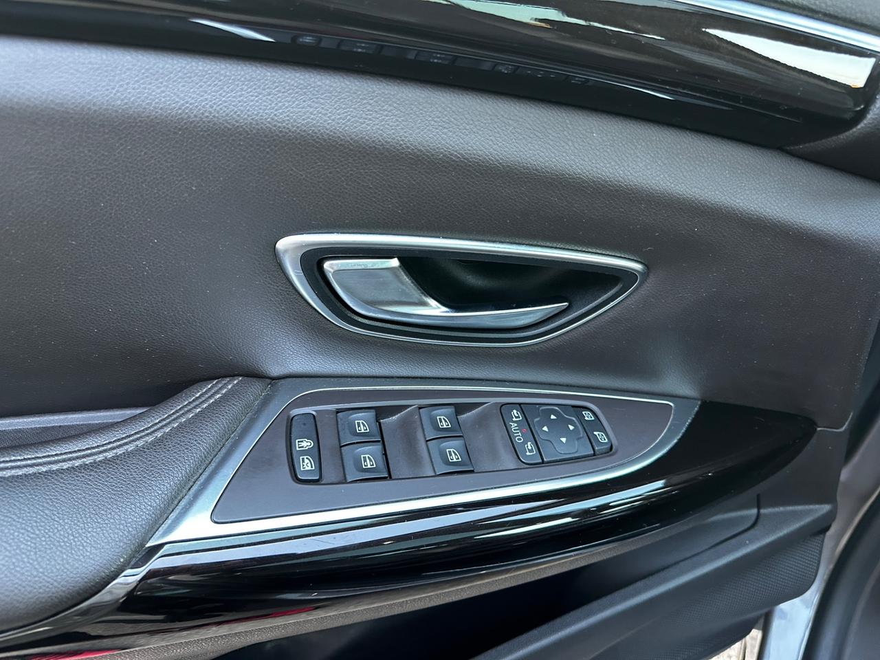 Renault Espace dCi 160CV EDC Energy Initiale Paris 4Control