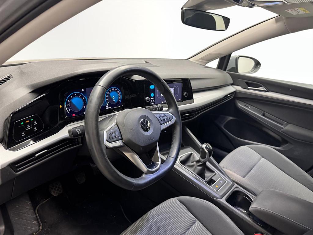 VOLKSWAGEN Golf VII 2017 5p - Golf 5p 1.0 tsi Trendline 85cv