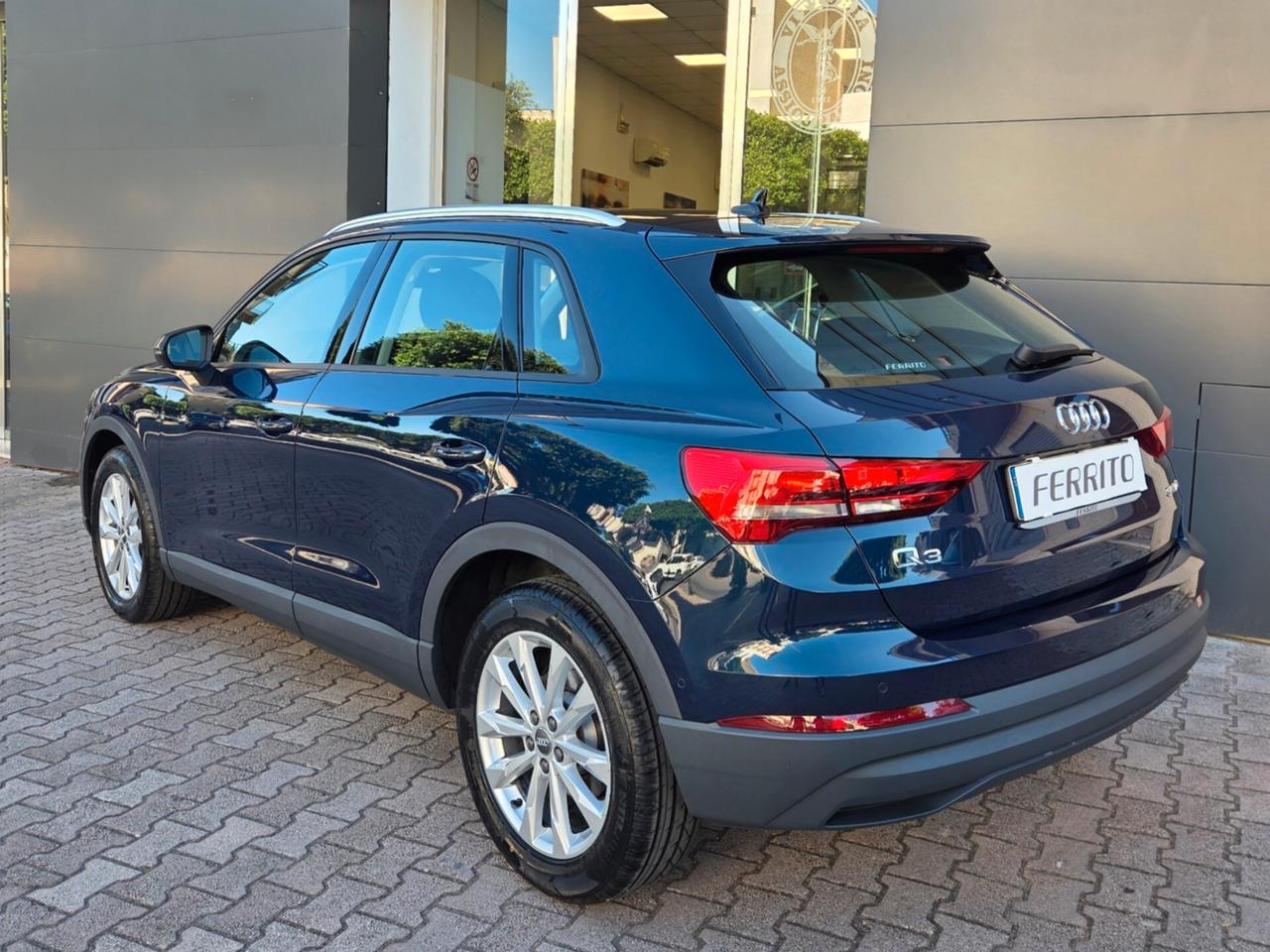 Audi Q3 35 TDI S tronic 150 cv Business