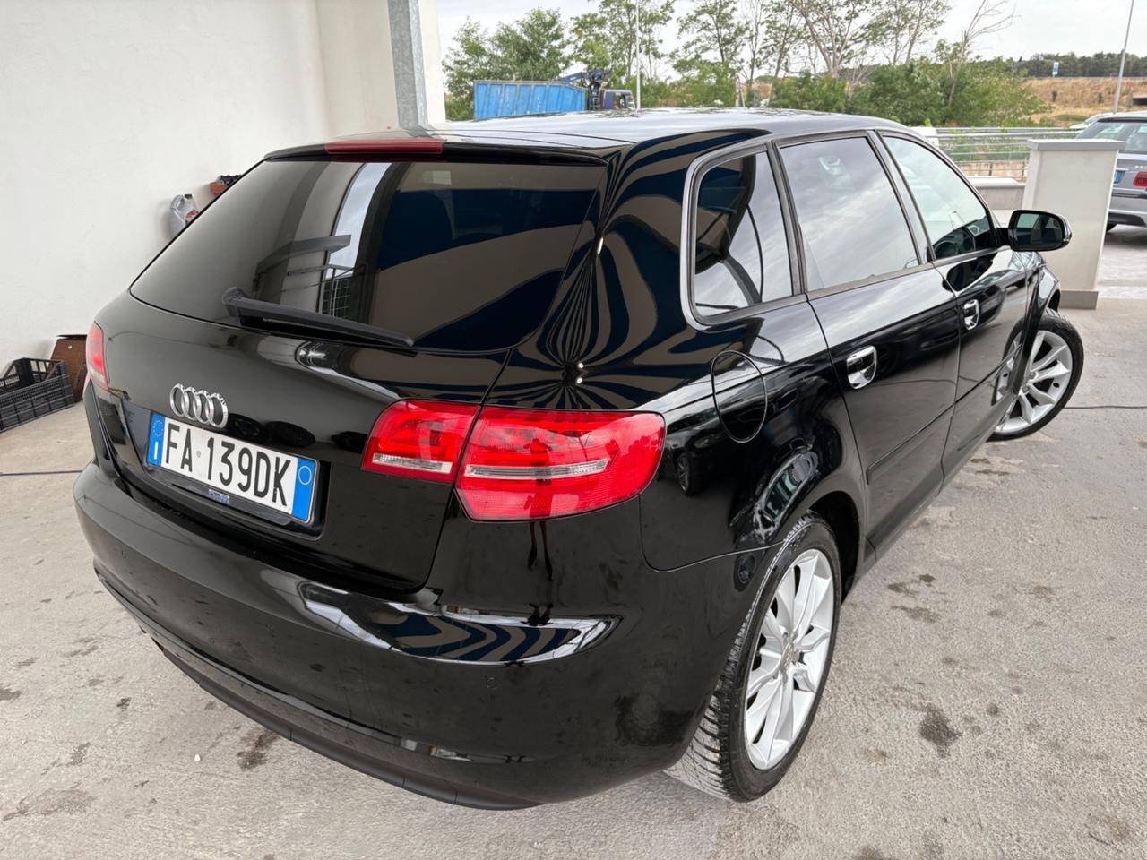 Audi A3 SPB 1.6 TDI 105 CV CR Ambition XENO GANCIO TRAINO
