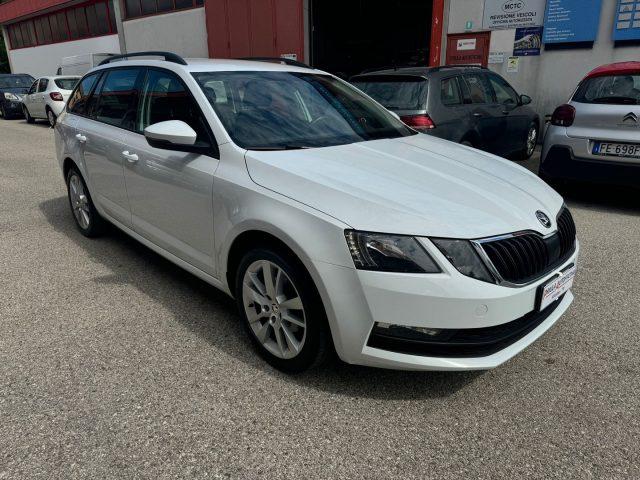 SKODA Octavia 1.6 TDI SCR 115 CV Wagon Executive