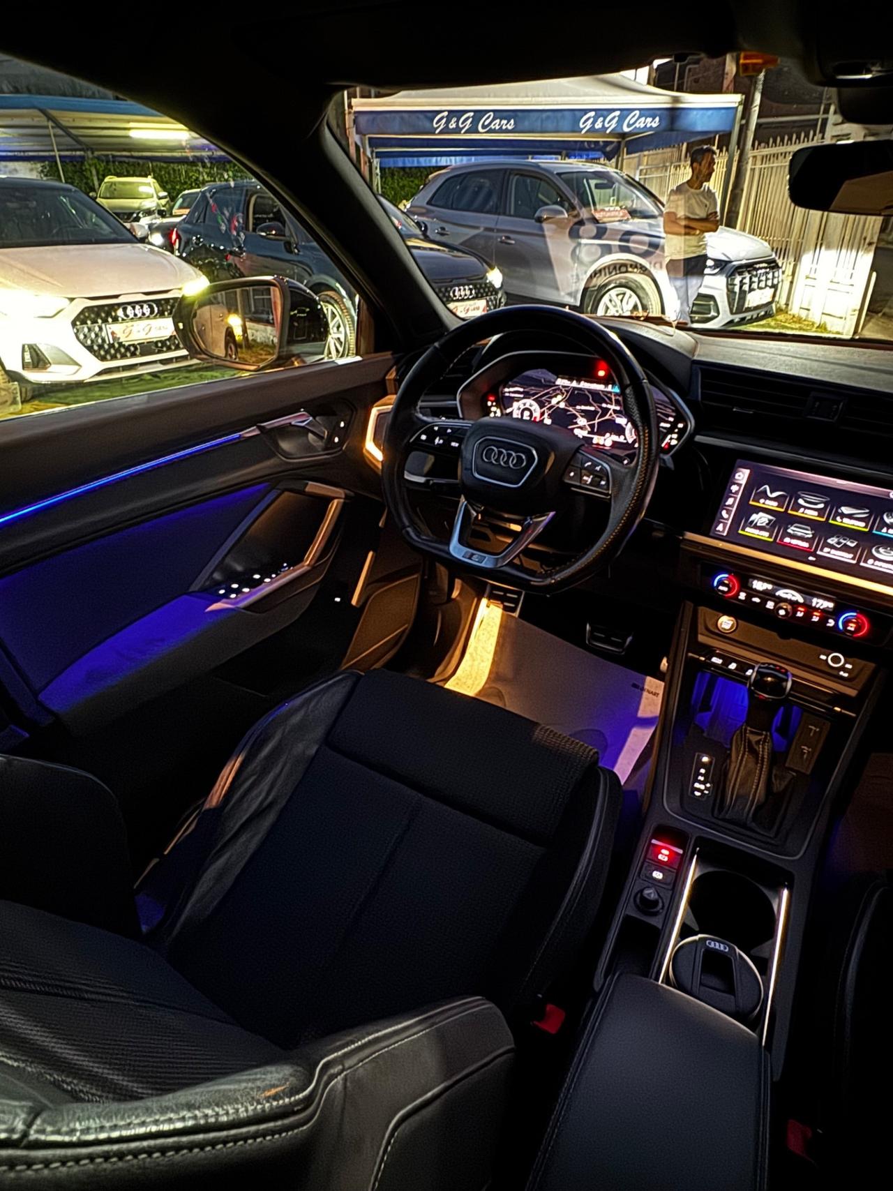 Audi Q3 SPB 35 TDI quattro S tronic line edition + TETTO