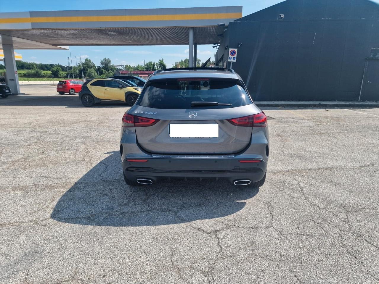 Mercedes-benz GLA 200d Automatic Premium Plus Tetto