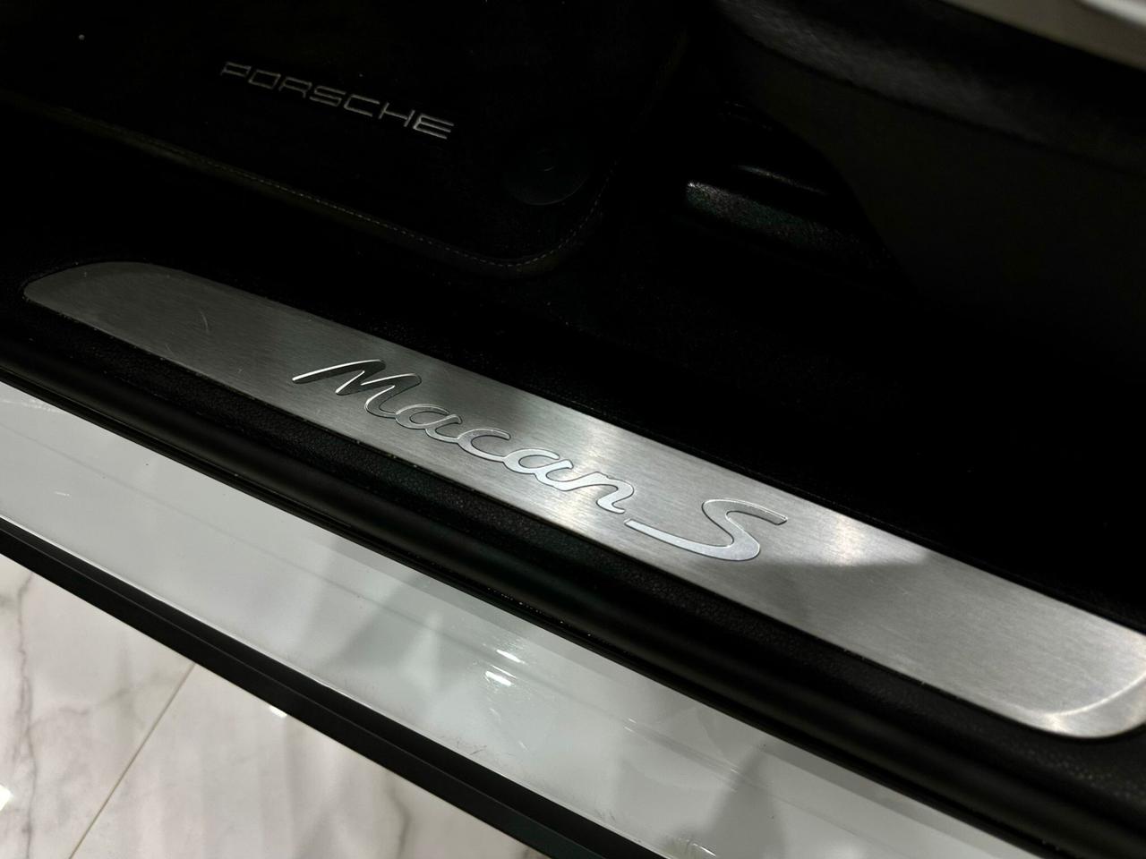 Porsche Macan diesel 3.0 diesel *Tetto apribile*