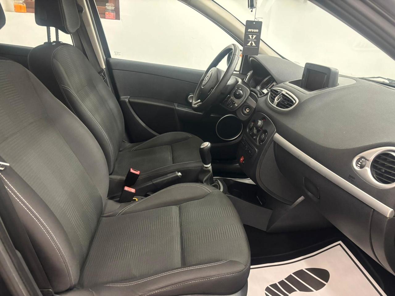 Renault Clio 1.2 16V 5 porte Dynamique