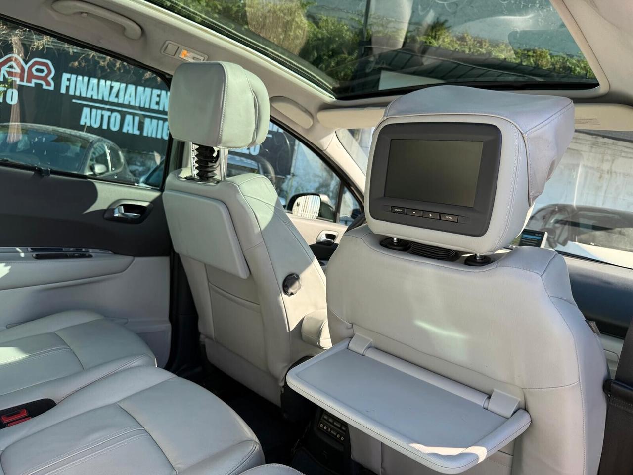 PEUGEOT 5008 1.6 112CV AUTOMATICO FULL TETTO