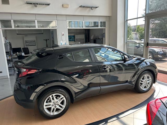 TOYOTA C-HR 1.8 Hybrid E-CVT Active