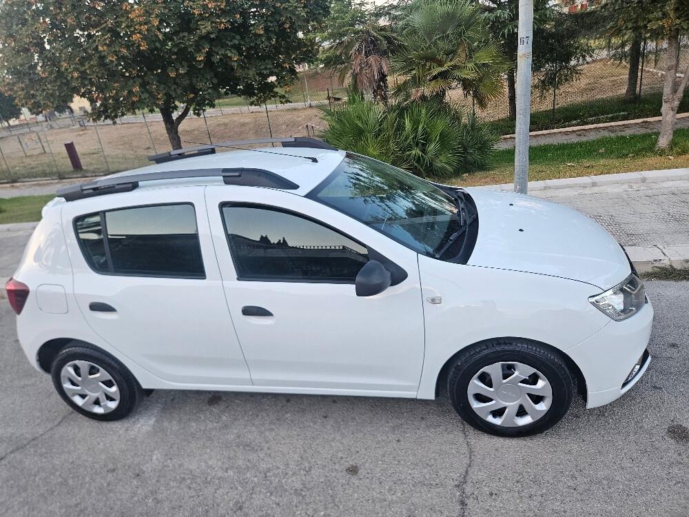 Dacia Sandero 0.9 TCe 12V T-GPL"Economica con NAVIG"