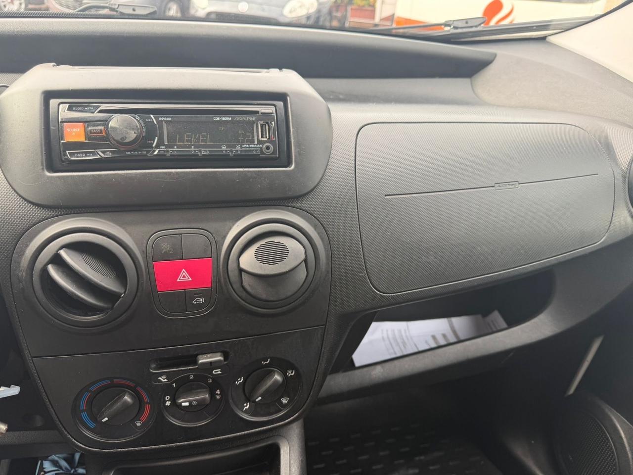 Fiat Fiorino 1.3 MJT 75CV JTD Basis Kasten